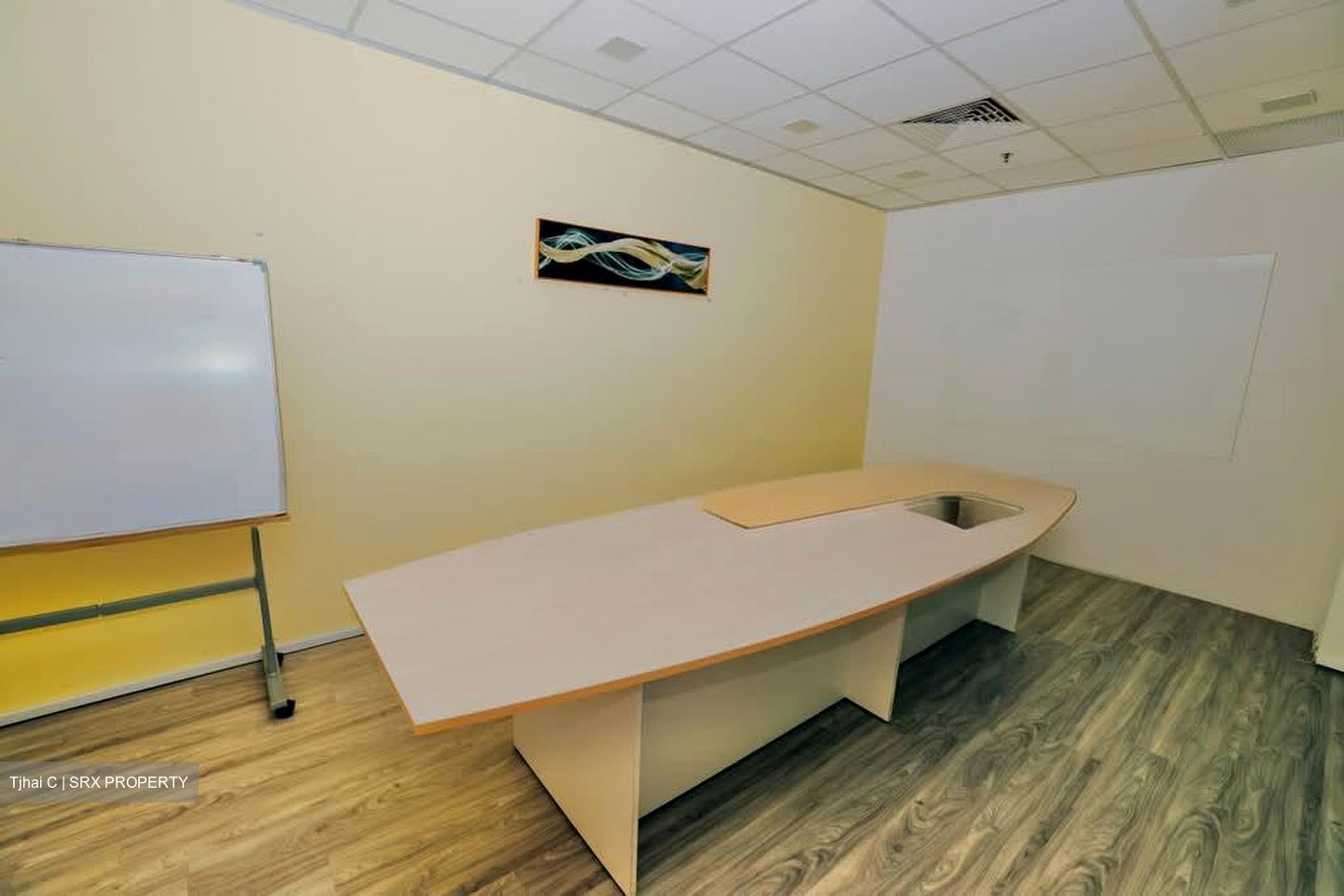 Southpoint (D2), Office #582261791
